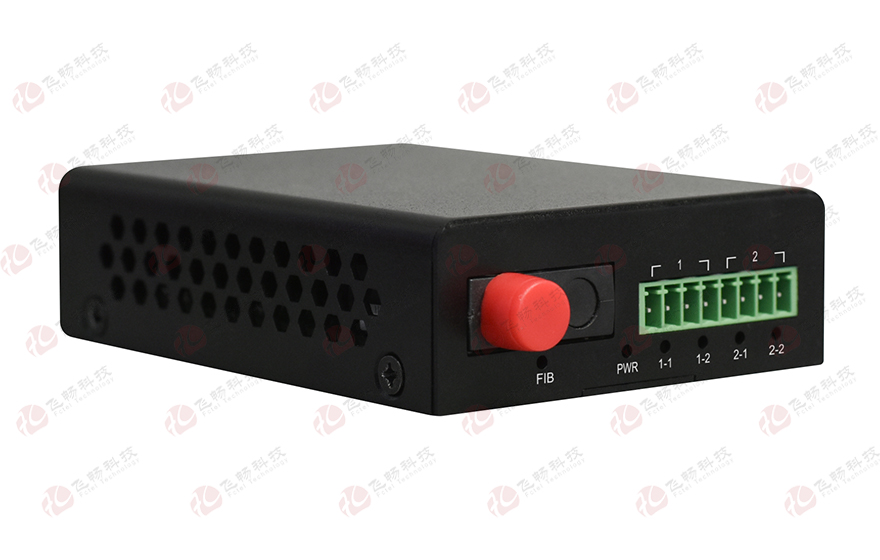 飛暢科技-單路數據（RS232/422/485）袖珍型 光貓